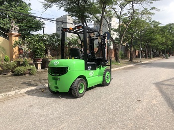 Xe nâng điện EP 3 tấn Pin Lithium ICE301B